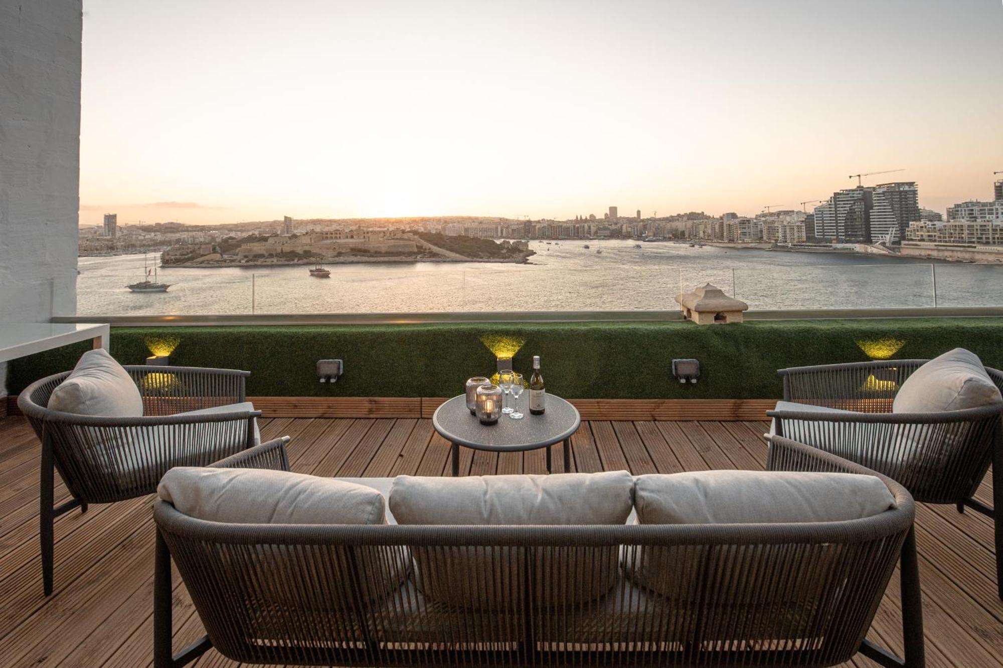 The Iconic Terrace La Valette Extérieur photo