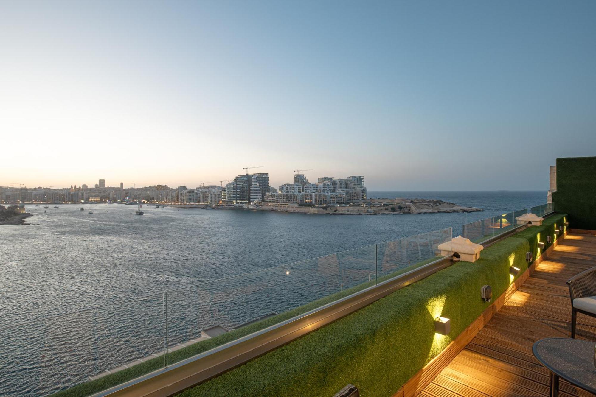 The Iconic Terrace La Valette Extérieur photo
