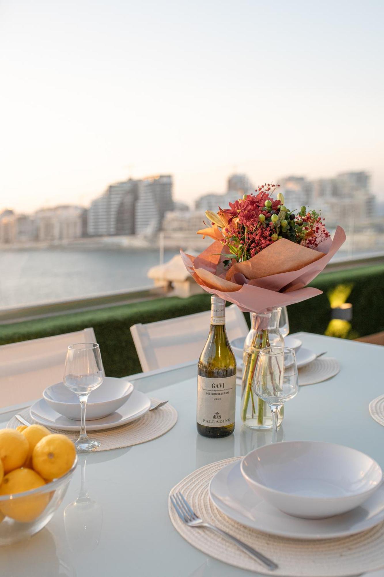 The Iconic Terrace La Valette Extérieur photo